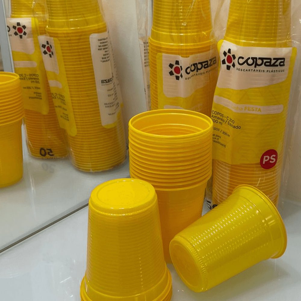 4 pacotes de Copo de 200ml Amarelo estriado PS Copaza com 50 unidades - e - dona