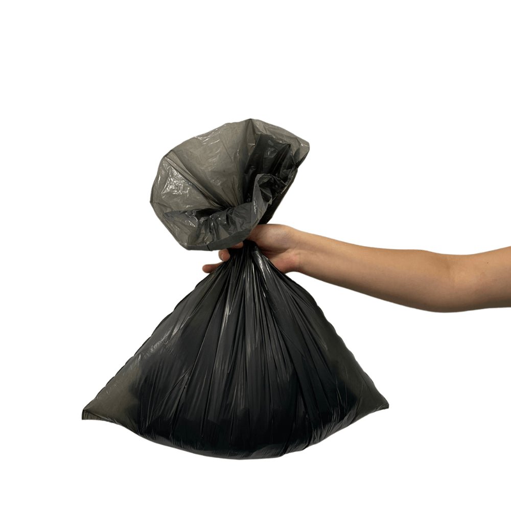 Saco de lixo preto 40 litros Rolo reciclado Econômico Zibag com 100 unidades - e - dona