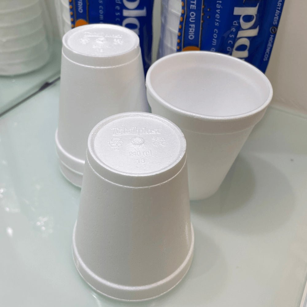 Copo de Isopor 240ml Totalplast com 1.000 unidades - e - dona