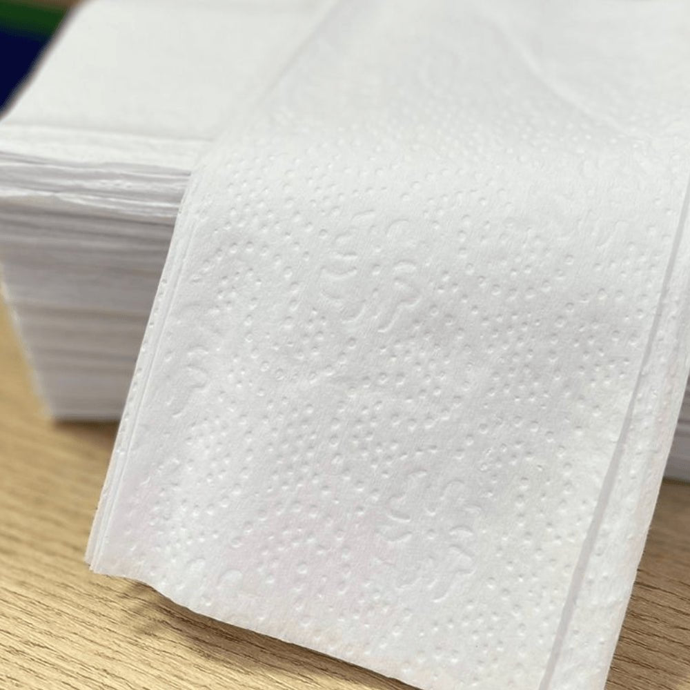 Papel Interfolha Status 100% Celulose 21x21cm com 4.800 Folhas Simples e 2 Dobras Mais Higiene e Economia em Dispensers de Banheiro - e - dona