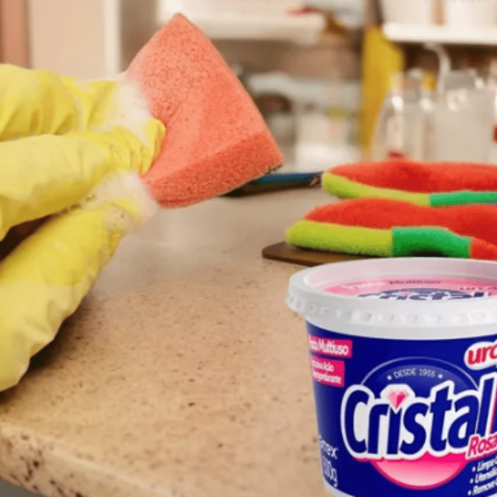 Pasta Multiuso Cristal Rosa Limpeza Geral 500g - e - dona