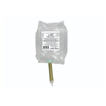 Embalagem plástica flexível e transparente (tipo bag) de 800ml contendo sabonete líquido incolor. O refil possui um bico aplicador longo de cor bege acoplado na parte inferior. O rótulo central branco apresenta o logotipo da marca "Trilha" e o nome do produto "Sabonete Líquido Clear Plus Neutro". O texto informa que o produto possui pH neutro e é indicado para a limpeza das mãos. Abaixo, constam informações técnicas como modo de uso, composição química, precauções e dados do fabricante, finalizando com a in