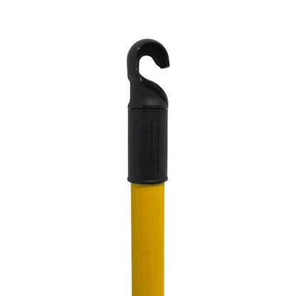Vassoura Noviça Multiuso de Nylon plumado com cabo Amarelo Bettanin 9672C - e - dona